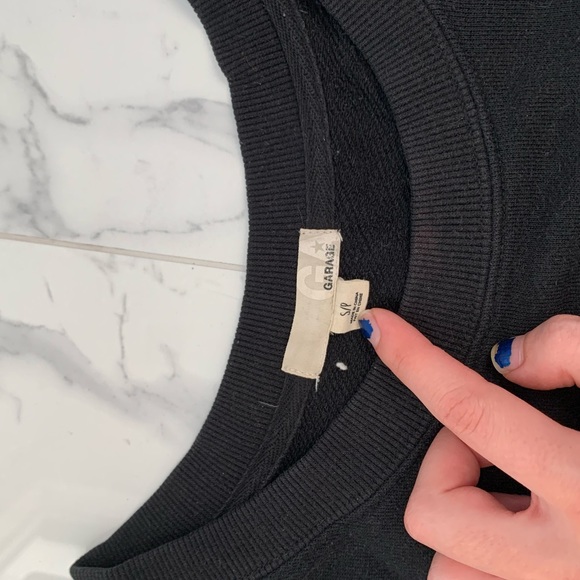 Black crewneck - Picture 2 of 3